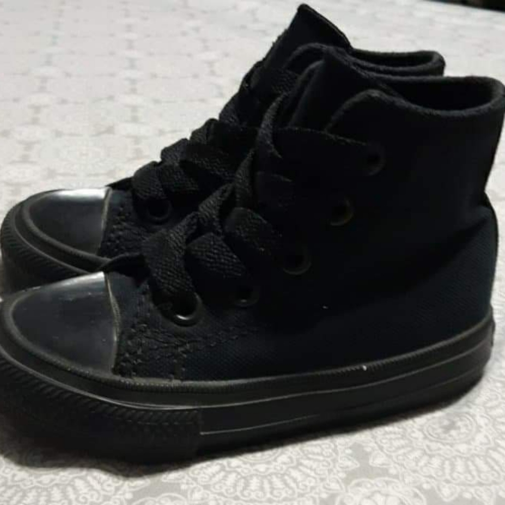 Kids Converse - Picture 4 of 5